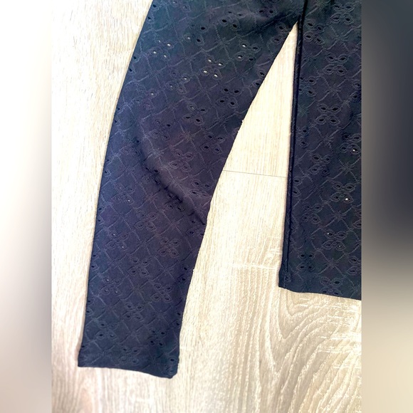 H&M Black Mock Turtleneck Long Sleeved - Picture 5 of 8